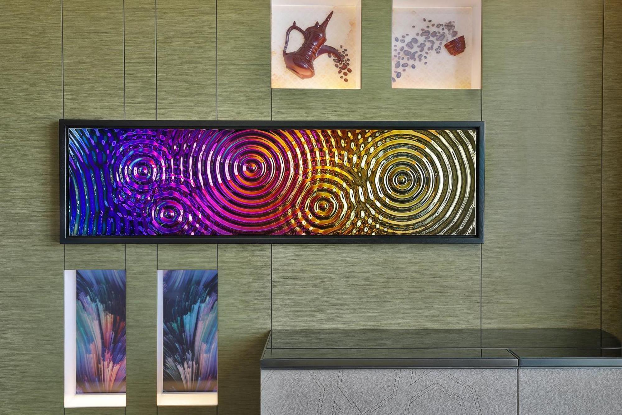 فندق دبليو مسقط المظهر الخارجي الصورة Modern metal wall sculpture