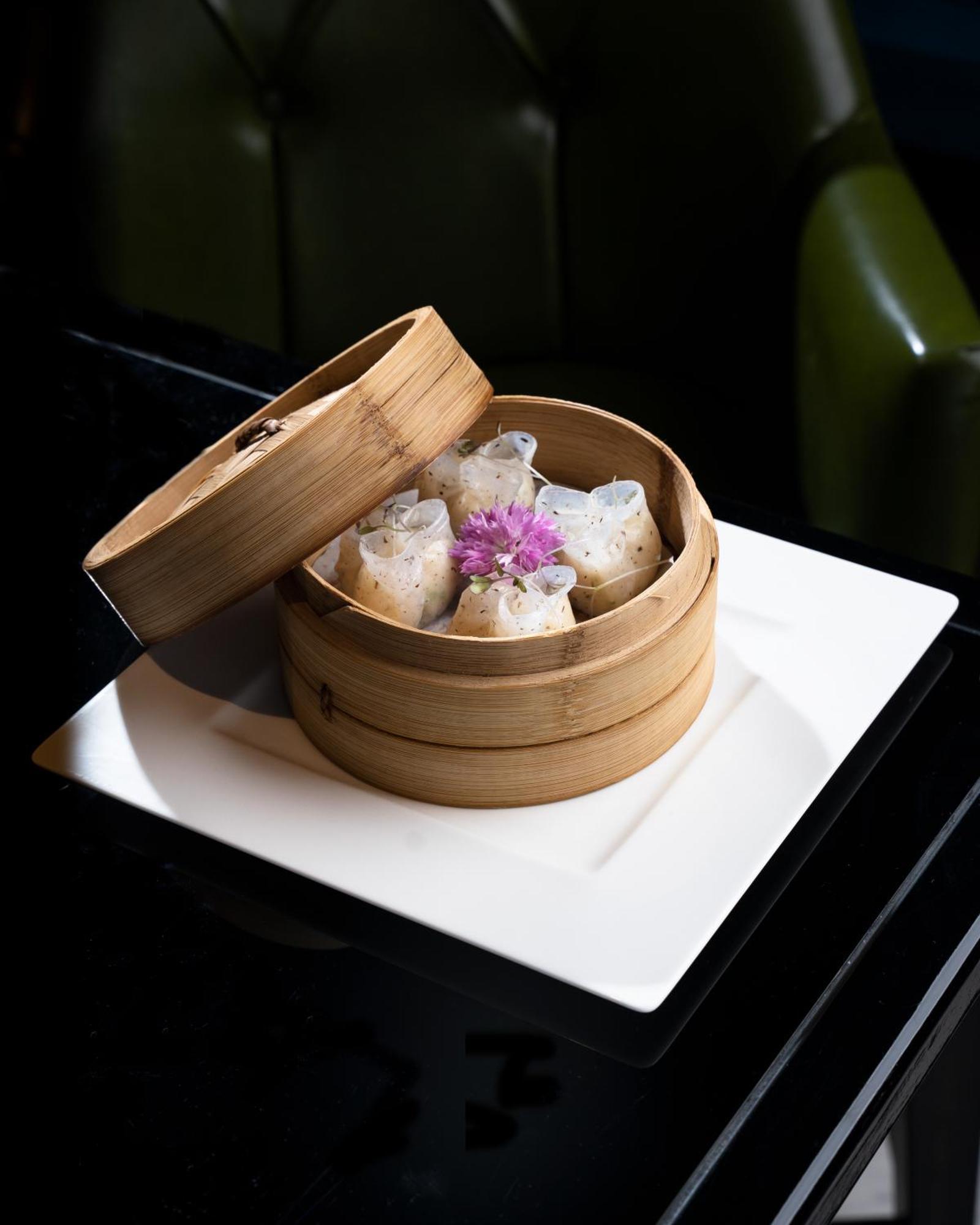 فندق دبليو مسقط المظهر الخارجي الصورة Dim sum